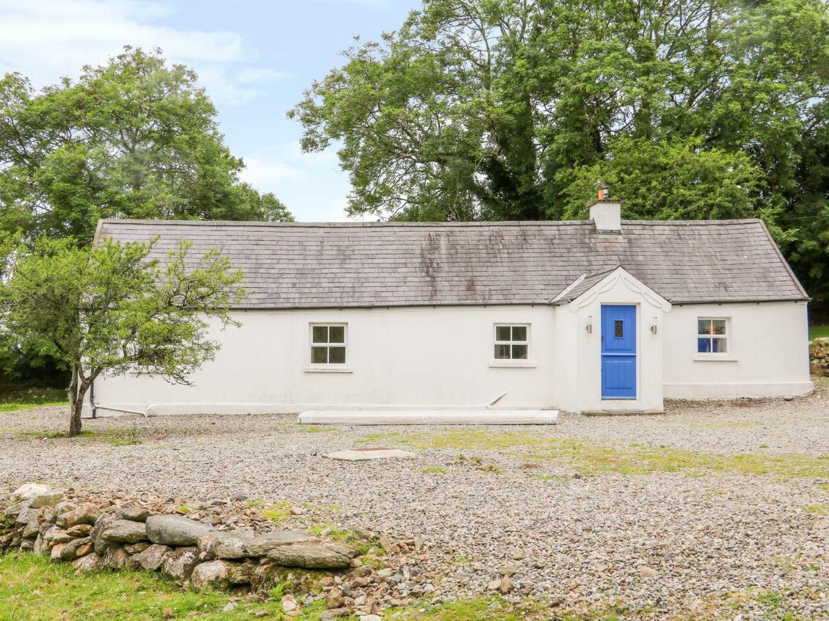 The Old White Cottage Shillelagh Eksteriør bilde